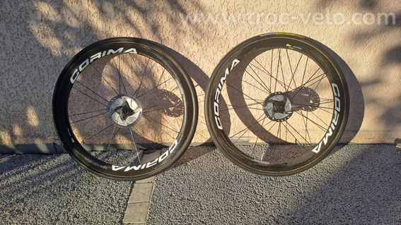 Paire de roues carbone Corima — Freinage disque — Complètes - 2