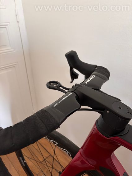 LOOK 795 Blade Disc (Taille S) + Roues CORIMA Carbone - SRAM AXS Électronique - 6