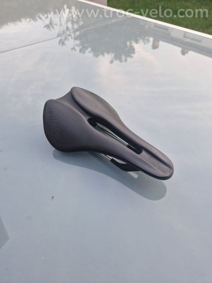 Selle Italia NEUF modele X boost