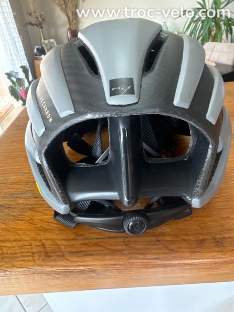 Casque MET trenta 3k Carbon gris mat  - 3