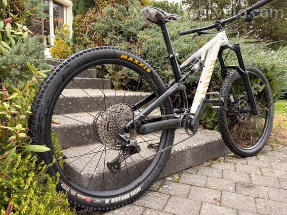 Canyon Neuron Young hero taille XS  - 2