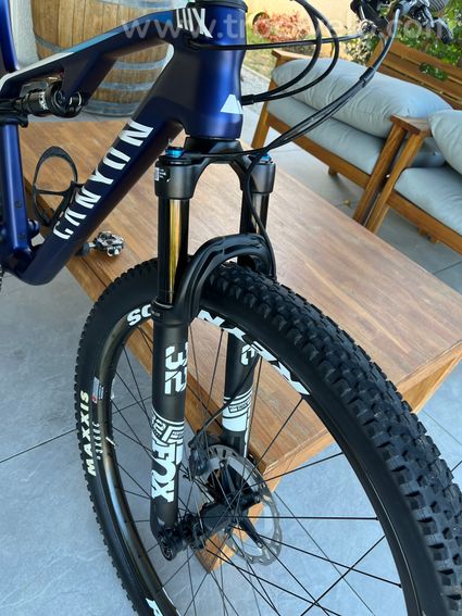 Canyon Lux CF SL 7 - 9