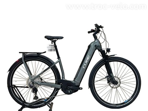 Cube Kathmandu Hybrid Pro 625 Vélo électrique Shimano Deore 2024