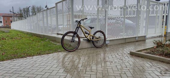 Commencal furious 2019 M  - 6