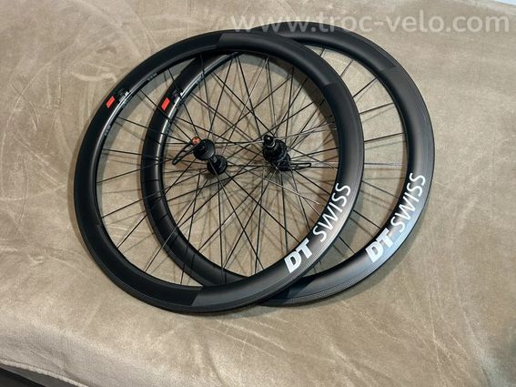 Roues DT SWISS ARC 1100 DICUT 48 à Patins