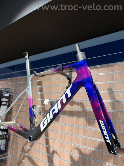 Kit Cadre Vélo Route Giant Propel Advanced SL Team Jayco AlUla taille ML - 2