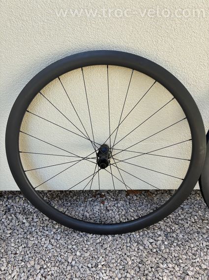 2 Jantes Carbone CSC 1280g Comme Neuves  - 2