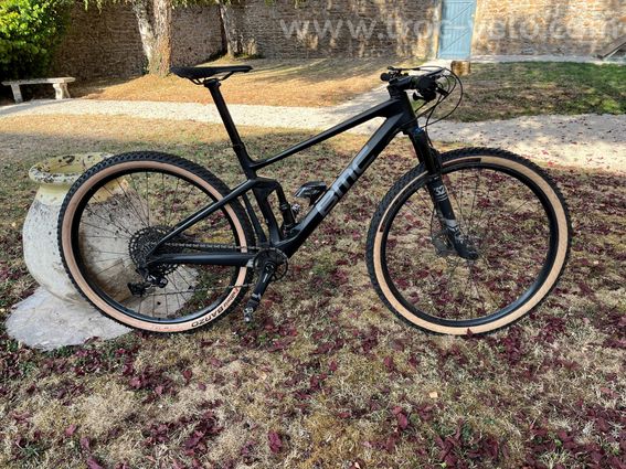 BMC Fourstroke 01 THREE XT - 4