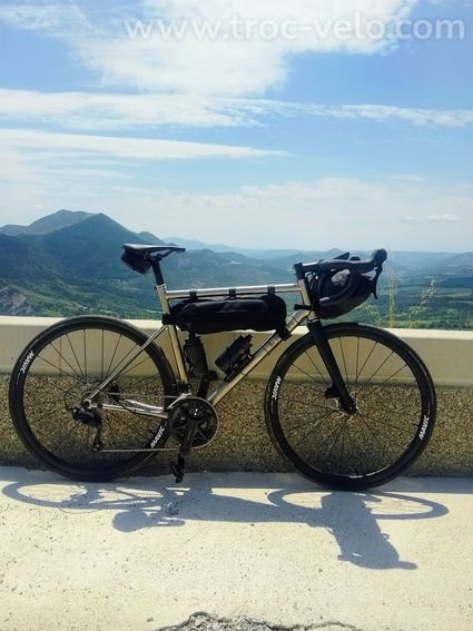 Vélo de route titane - Leon Genus (2024) en taille 56 (L) - 10