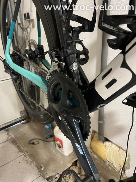 Bianchi Oltre XR3 2022 - 5