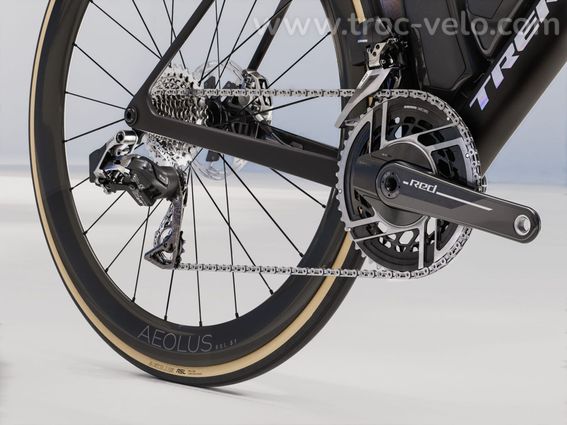 Velo De Route Trek Madone Slr 9 Sram Red Axs 12v 700 Mm Noir Gen  8   Velo D Exposition - 6