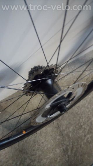 Paire de roues carbone Velomann Palladium 33 - 8