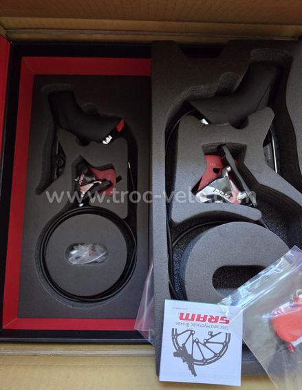 groupe sram red axs neuf