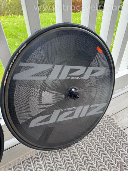 Paire de roues complète Zipp Super9 + freins sur jante 808 NSW. - 4