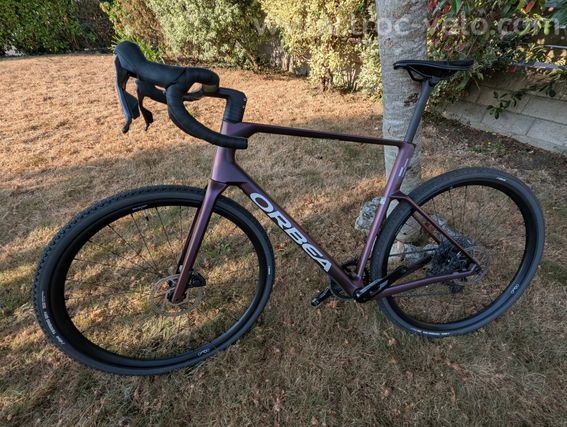 Orbea Terra Race carbone – SRAM Rival XPLR AXS E1 13v  - 2