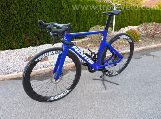 Adris le vitesse