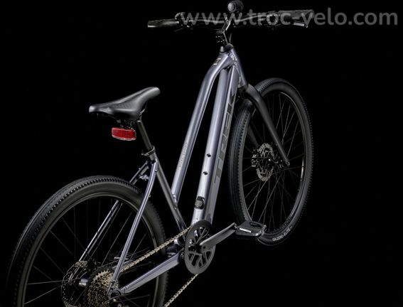 Velo De Fitness Electrique Trek Dual Sport 2 Stagger Lt Shimano Acera 8v 250 Wh 27 5 Bleu 2025 Velo D Exposition - 5
