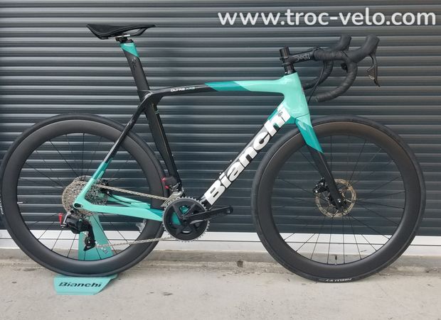 Vélo OLTRE XR3 Disc Rival eTap AXS BIANCHI  - 1