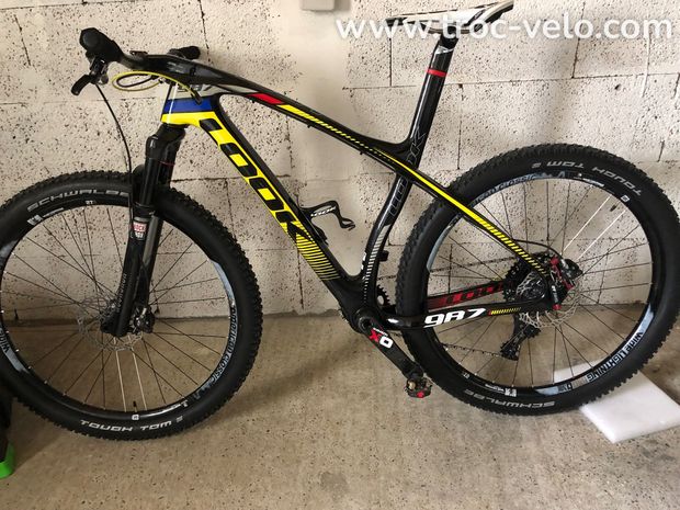 VTT look 987 pro team - 2