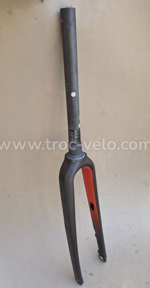 Fourche carbone Giant Revolt Advanced
