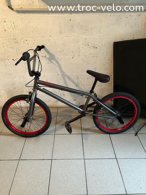 BMX VOLT 2.0 très bon état  - 1