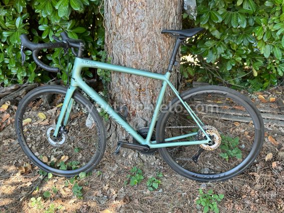 A vendre Velo route Specialized Atheos  avril 2024 2000Km - 2
