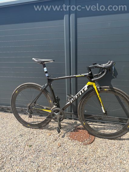 Vélo de route carbone Giant TCR Advanced - Taille ML - Roues Mavic Cosmic SLE - 2