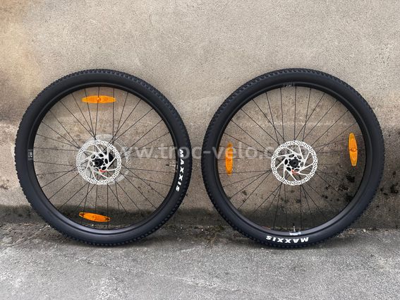 Roues Gravel / VTT 29” WTB KOM Team i27 + Maxxis Rekon Race 2.25 + disques Shimano 180 mm – Neuves