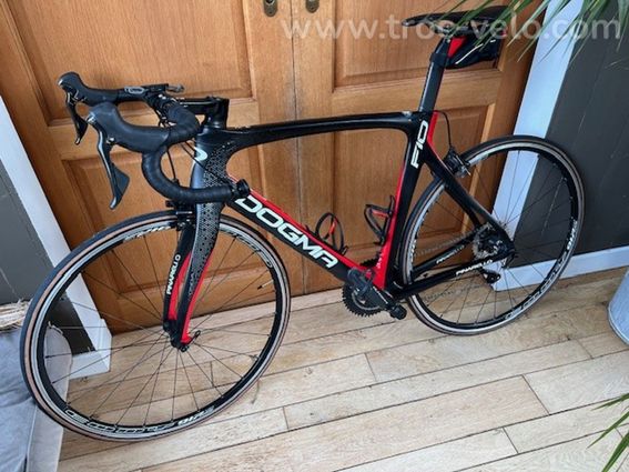 Velo de route Pinarello kilométrage environ 5000 km