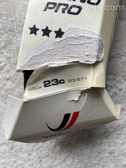 Pneu neuf Vittoria en 650 - 23C - 3