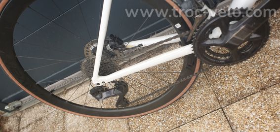 Velo Specialized Tarmac SL6 ultegra - 8
