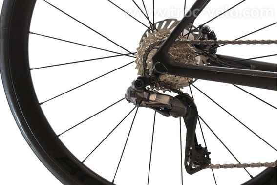 Produit Reconditionne Colnago V4rs Di2 12v Noir Velo De Route Tres Bon Etat - 3