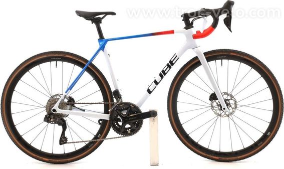 Produit Reconditionne Cube Cross Race C 62 Slx Teamline Di2 12v Velo De Gravel Tres Bon Etat