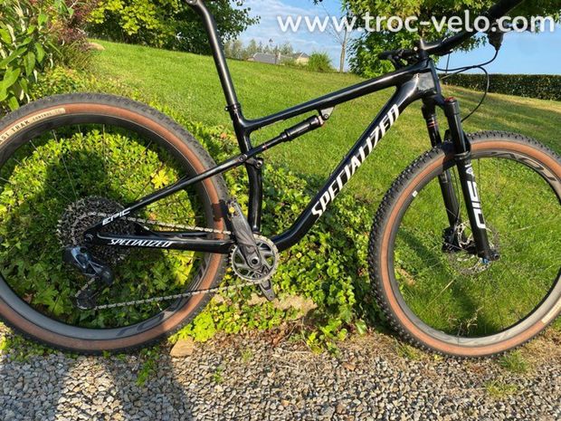 SPECIALIZED EPIC PRO taille M  - 1