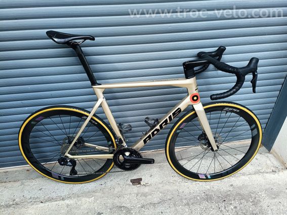 Adris Le Performance XL Ultegra Di2 ZIPP 303S 2024