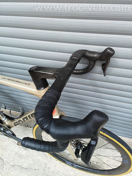 Adris Le Performance XL Ultegra Di2 ZIPP 303S 2024 - 5