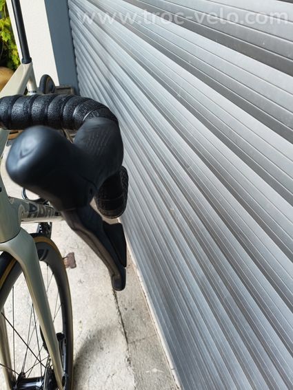 Adris Le Performance XL Ultegra Di2 ZIPP 303S 2024 - 7