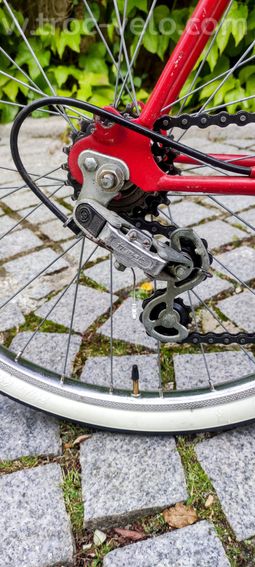 Vélo Peugeot enfant rouge TBE - pneus neufs - 2
