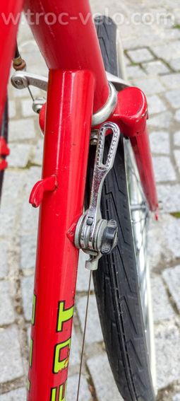 Vélo Peugeot enfant rouge TBE - pneus neufs - 3