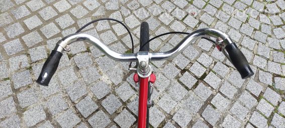Vélo Peugeot enfant rouge TBE - pneus neufs - 8