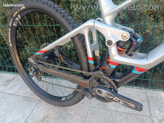 VTT DH Mondraker Summum RR - 3