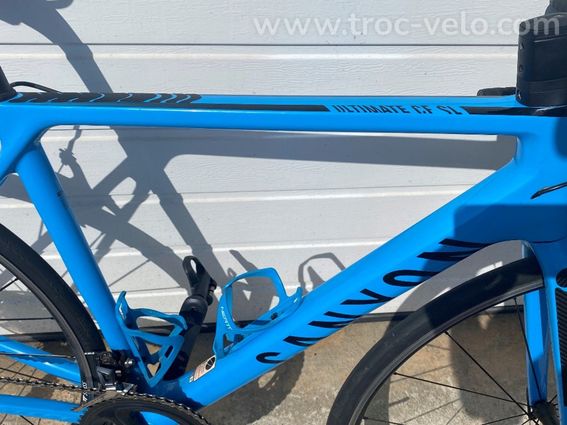Vélo Canyon Ultimate CF SL taille M - 4