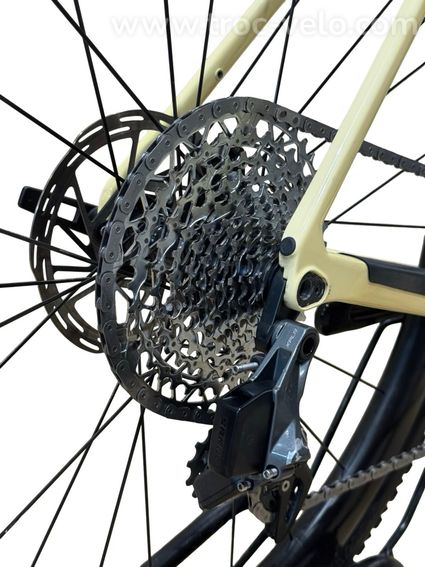 Canyon Grail CF SL 7 eTap Carbon Vélo de gravel Sram Rival AXS 2023 - 12