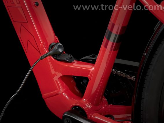 Velo De Ville Electrique Trek Verve  1 Lowstep Lt 250wh Shimano Acera 8v Rouge   Velo D Exposition - 5