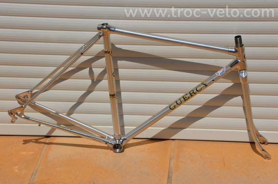 Cadre et fourche de vélo de course vintage Alan Record en tubes aluminium