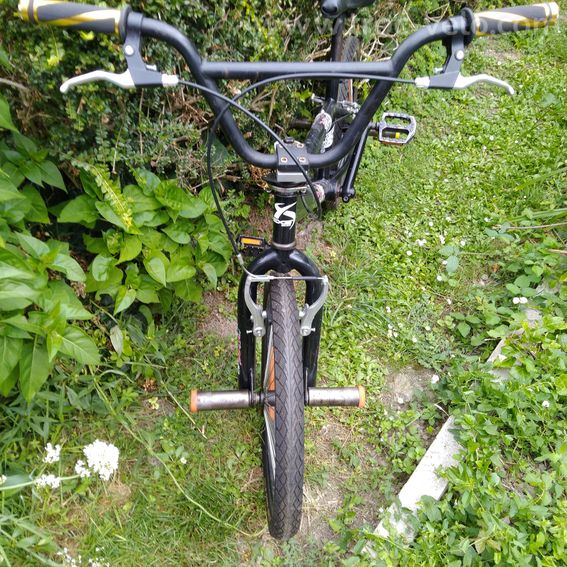 Vends vélo bmx  - 3