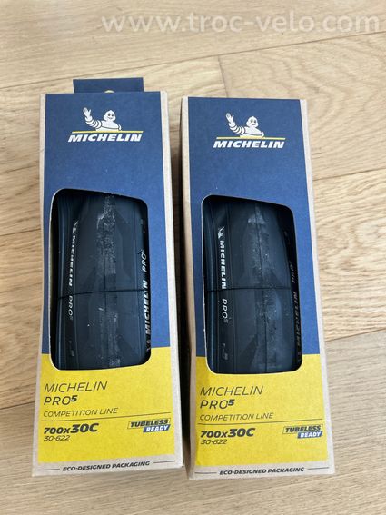 Lot 2 pneu Michelin Pro 5 en 30mm