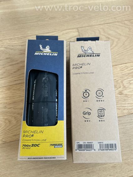 Lot 2 pneu Michelin Pro 5 en 30mm - 2