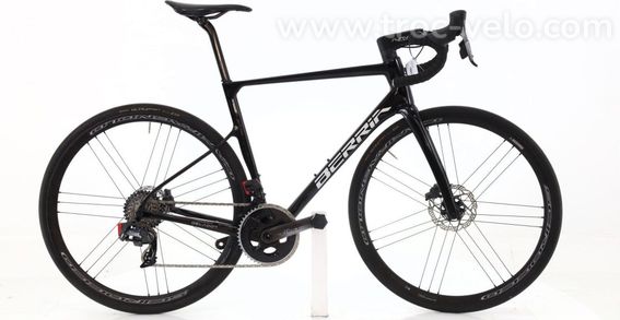 Produit Reconditionne Berria Belador Axs 12v Noir Velo De Route Tres Bon Etat