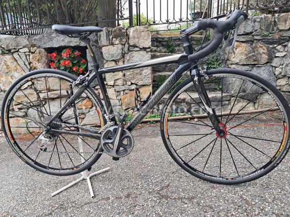 vélo spécialized RUBY COMP tout carbone taille 46